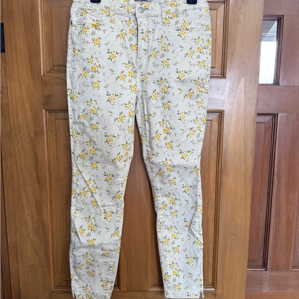 Judy Blue Floral Print Jeans